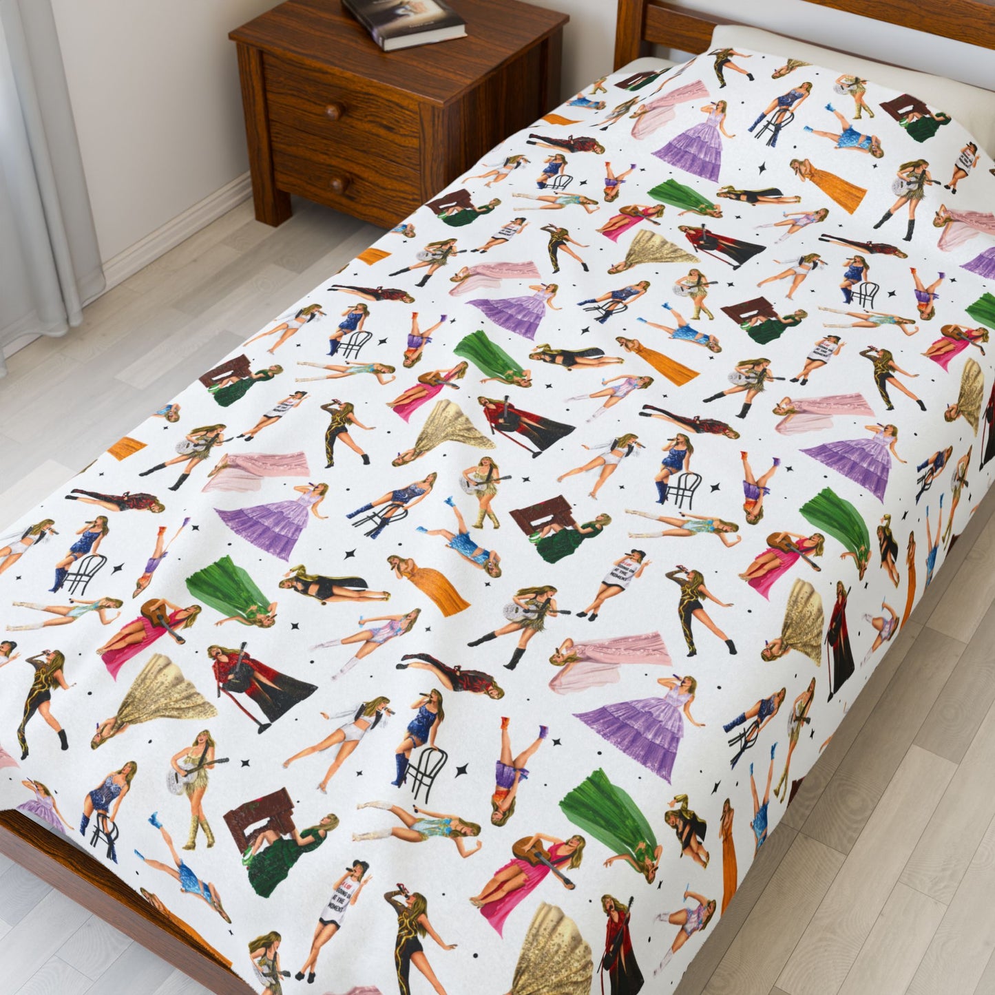 Eras Pattern Velveteen Plush Blanket